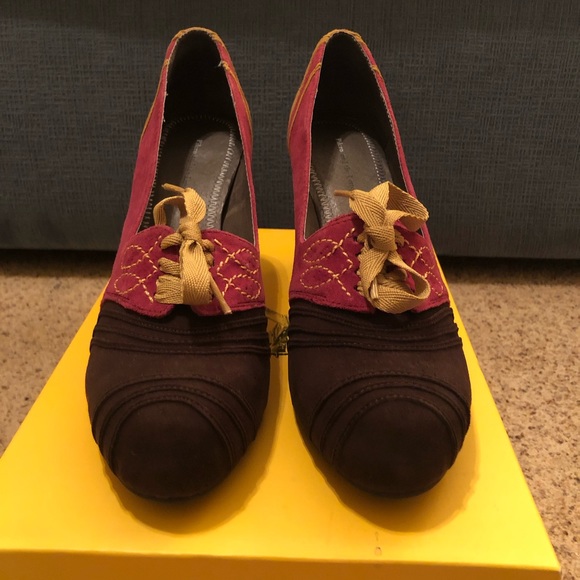 Heeled Suede Loafers NIB size 8.5 Pilcro and the Letterpress - Picture 3 of 8